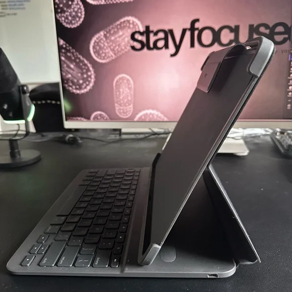 Logitech Black Tablet Keyboard Slim Folio Pro